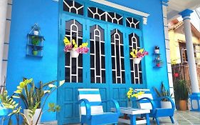 Blue Sea House Quảng Bình - Căn hộ 2 phòng ngủ, phòng khách và phòng bếp